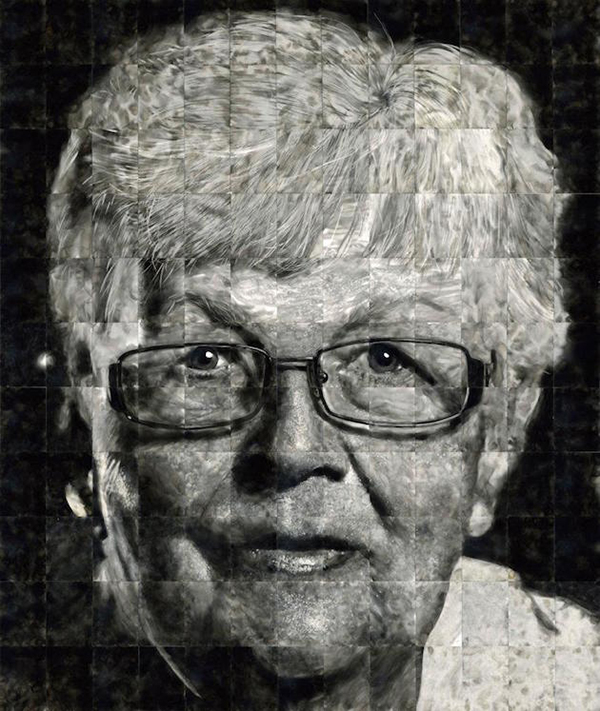 趣看｜用火焰烹制艺术，带着烟熏味的绘画作品