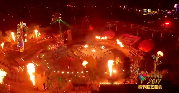 果然闻鸡起舞，今年央视春晚挺炫目