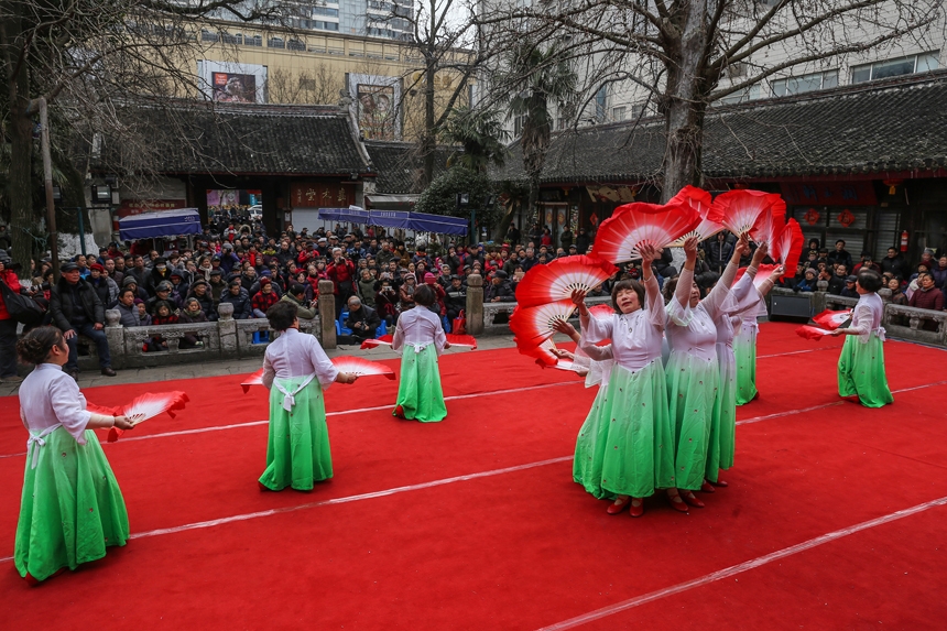 南通市第33届文化迎春会 百姓大舞台 (3).jpg