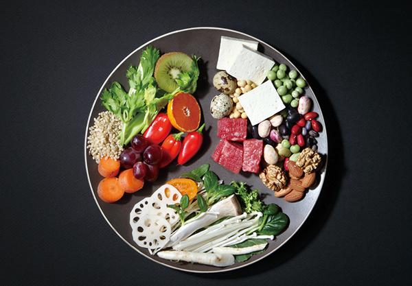 大吃过后要为肠胃减负，可多食含膳食纤维食物