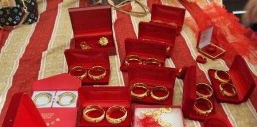 被“彩礼”标签化的婚姻：婚姻无罪，彩礼太贵｜寻找返乡路