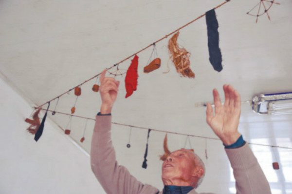 春节祭祖：泉州、伊犁、梅州、烟台的祭祖仪式