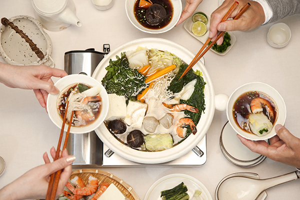 春节期间胃病高发，中医专家提醒根据个人体质选择食物