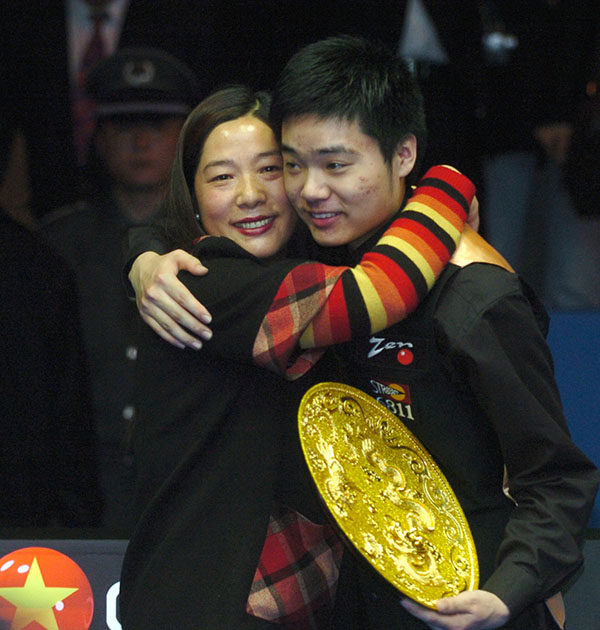 母亲病逝，你知道丁俊晖有多难？