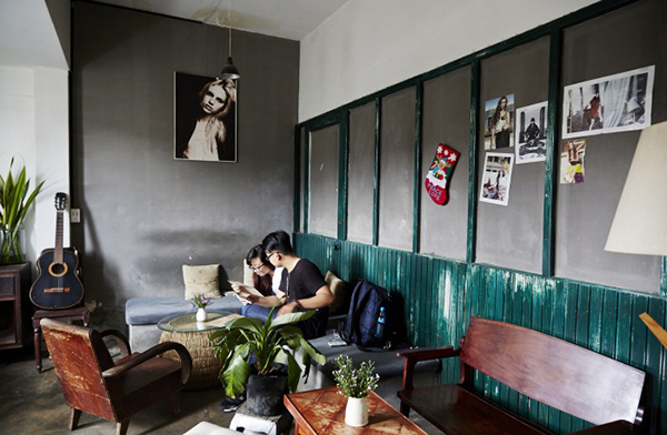 走进胡志明放克咖啡馆