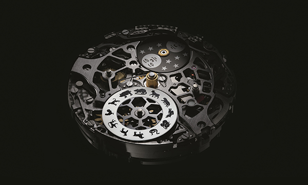 戴上金鸡生肖腕表，感觉会红一整年