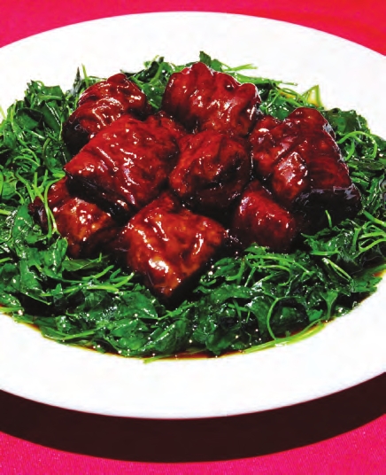 从草根菜系到大雅之堂：本帮菜在上海滩的身世沉浮