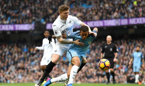 曼城“小耶稣”拯救瓜迪奥拉，巴西队的9号球衣找到了新主人