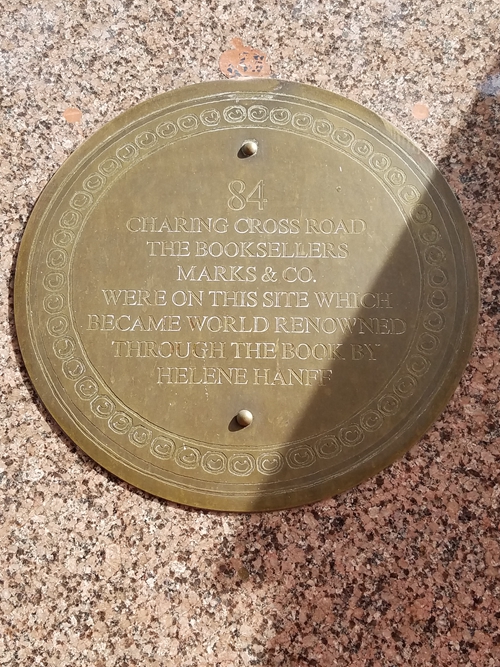 《书城》专稿|沈胜衣：查令十字街，书和电影内外的故事