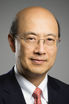 麻省理工华人终身教授最年轻纪录保持者既非钱学森，也非张锋