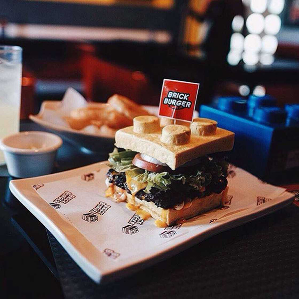 趣看｜如果你是乐高迷，有什么不把它们吃进肚里的理由？