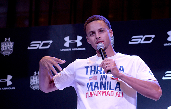 库里要和赞助商安德玛分道扬镳，这都是特朗普闹得