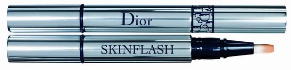 让桃花力满满的元气妆容打造秘诀