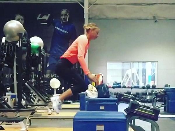 外卡拿到手软！卷土重来，即将复出的莎娃都等不及了