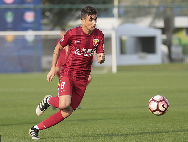 上港“胸”前保持中超最贵，亿元赞助已买不起“埃尔克森”