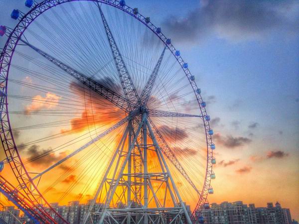 2017情人节出游趋势：请假带TA去主题乐园