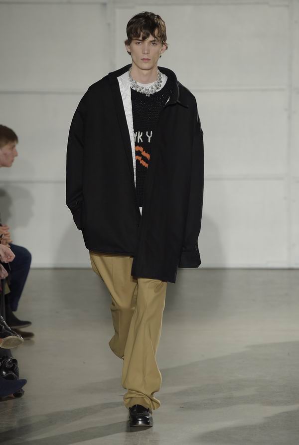 看男装秀学穿衣，今年情人节不做单身狗