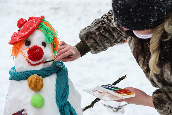 趣看｜莫斯科举办堆雪人大赛，看战斗民族如何“斗雪人”