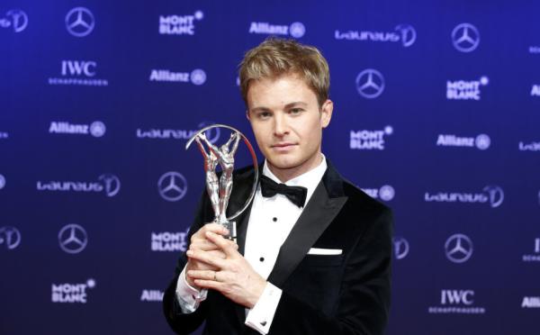 博尔特再夺劳伦斯最佳男运动员，四次获奖比肩费德勒