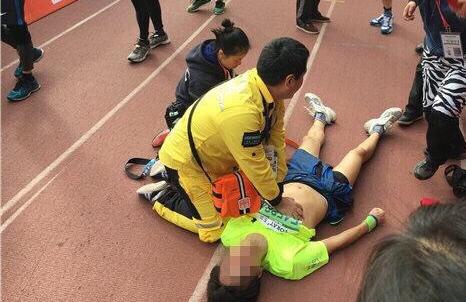 中国马拉松安全隐患正在加剧，受访跑友心脏骤停丧失三天记忆
