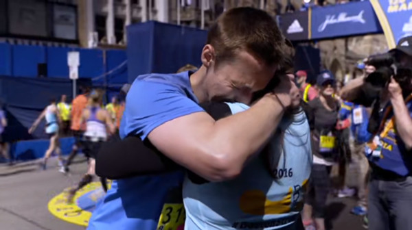 波士顿马拉松爆炸案纪录片：真实的人生比好莱坞大片更打动人