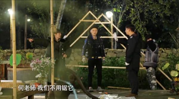 综艺霸屏，何炅为什么这么忙