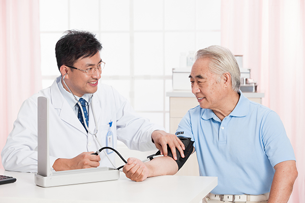 远离高血压须管住嘴，不妨尝试DASH饮食