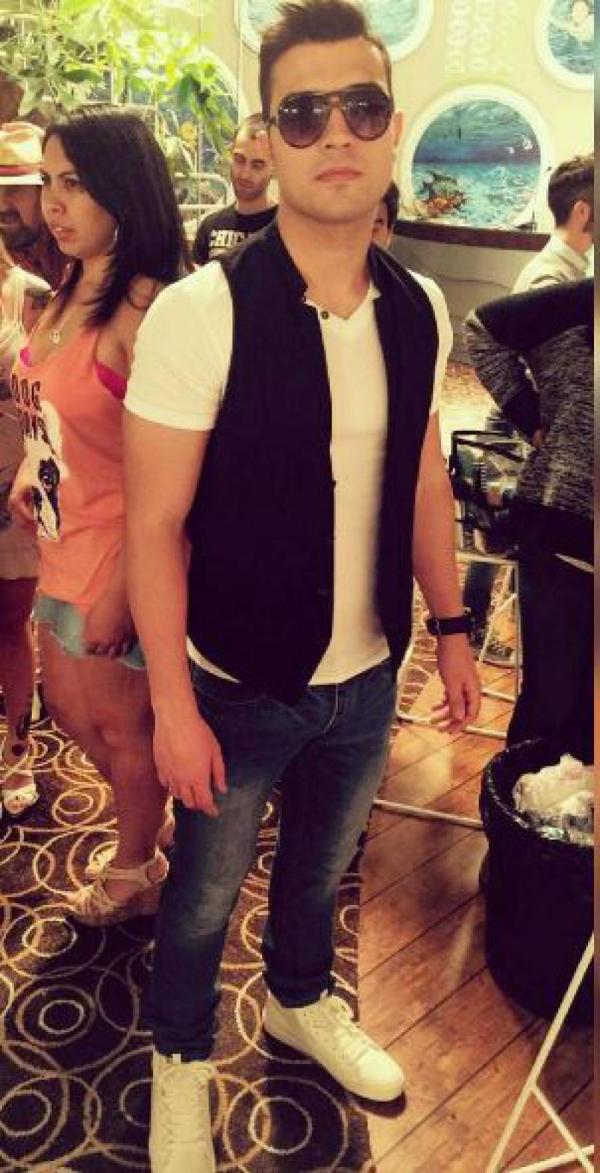 这些广告都是C罗拍的吗，原来他还有个御用替身