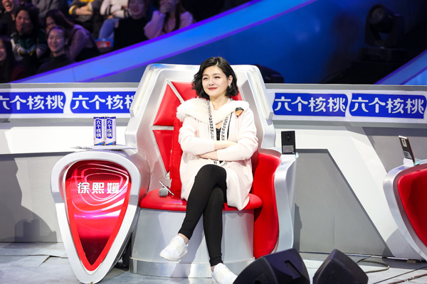 看电视丨刘晓庆上《王牌》，何炅要发洗脑神曲