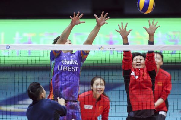 排球改革从告别“裸奔”开始，新掌门人要为男排请外教