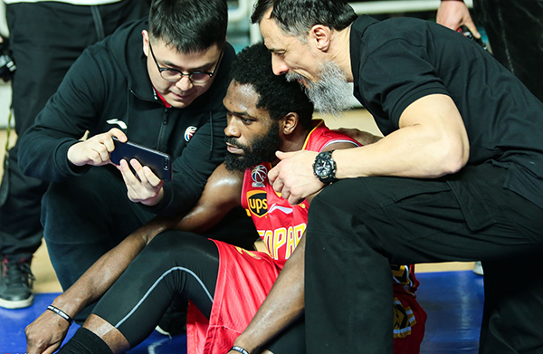 长达20分钟的裁决，“姚老板”的胜利，“姚主席”的困扰