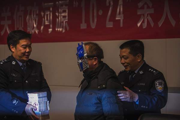 聂树斌案摄影作品获2016年度人民摄影“金镜头”组照金奖