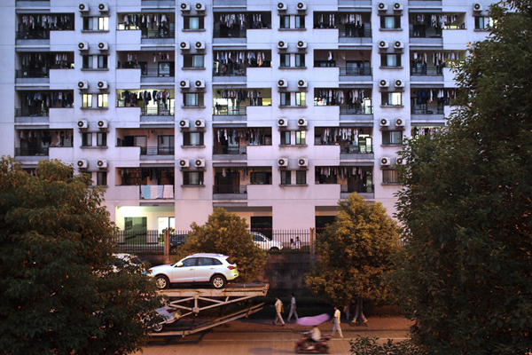 聂树斌案摄影作品获2016年度人民摄影“金镜头”组照金奖