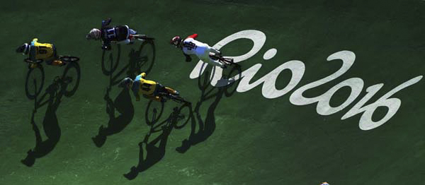 聂树斌案摄影作品获2016年度人民摄影“金镜头”组照金奖