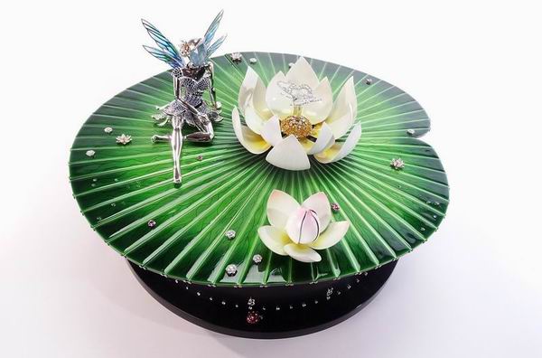 梵克雅宝，花与蝴蝶的诗篇