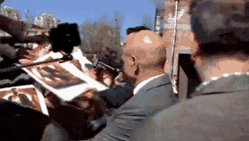 晚安｜“快男”与“金马影后”相恋，“超女”今天结婚