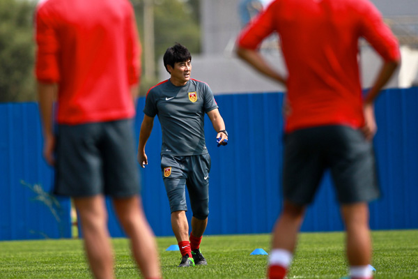 从国脚转型职业经理人！李明就职国安，赢球奖一场300万