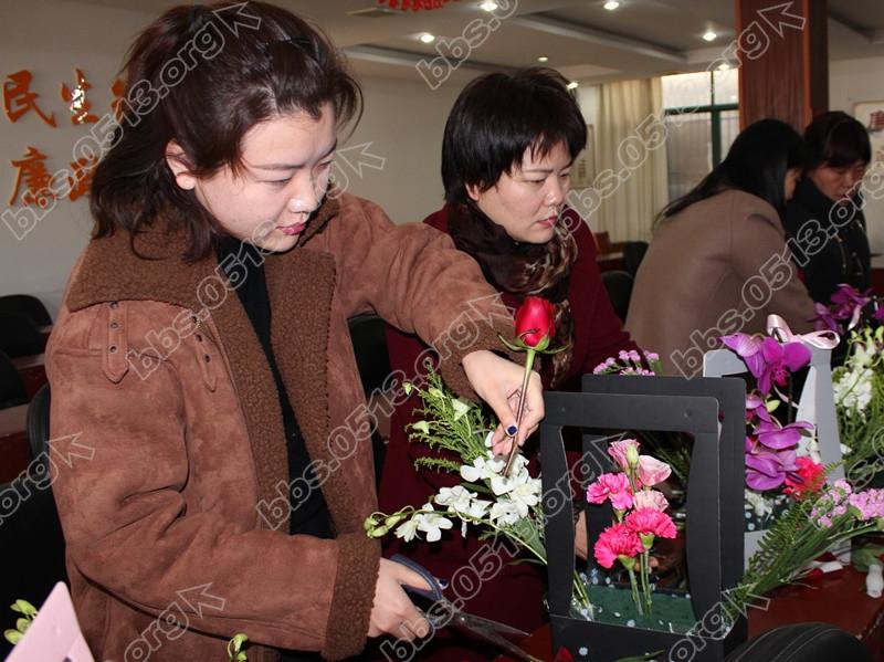 看上阵还有母女档呢。