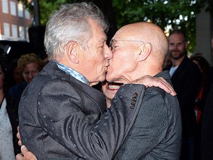 X教授到底死没死，电影看得越多越糊涂