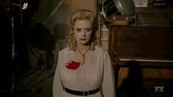 美剧《宿怨：贝蒂和琼》：两位女神的史“撕”