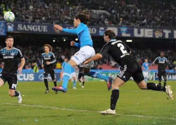 巴萨之前他们也做到了！欧冠历史还有哪些4球神奇逆转