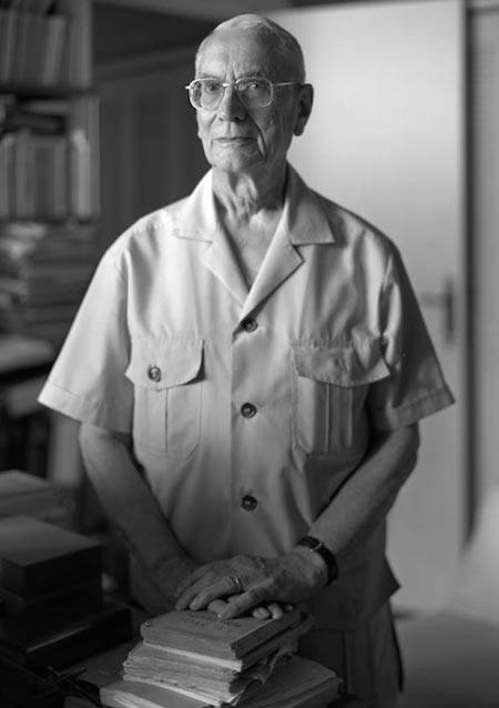 得福柯举荐的哲人阿多：古代哲学庙宇的修复师