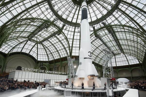 网红和偶像当道的四大时装周，还有什么可看的