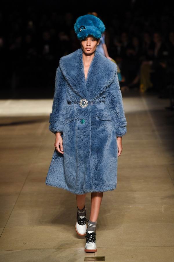 网红和偶像当道的四大时装周，还有什么可看的