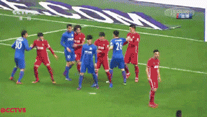 重罚！秦升因恶意犯规下放预备队，罚款30万核减年薪