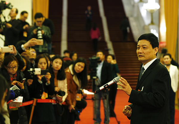 国务院国资委主任：严格禁止央企为扩大规模从事融资性贸易