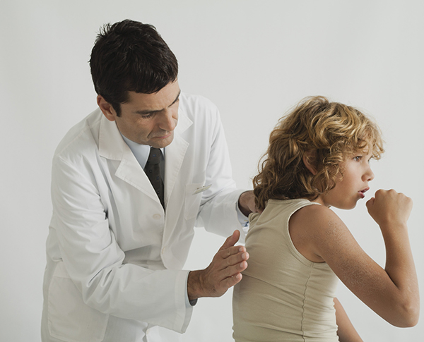 一天咳三阵并非感冒，儿童过敏性咳嗽如何判断