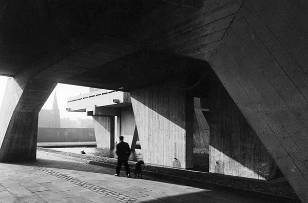 正在消失的英国战后建筑