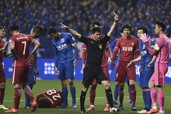 范志毅｜如何看待球员不理智行为，秦升他们也需要帮助