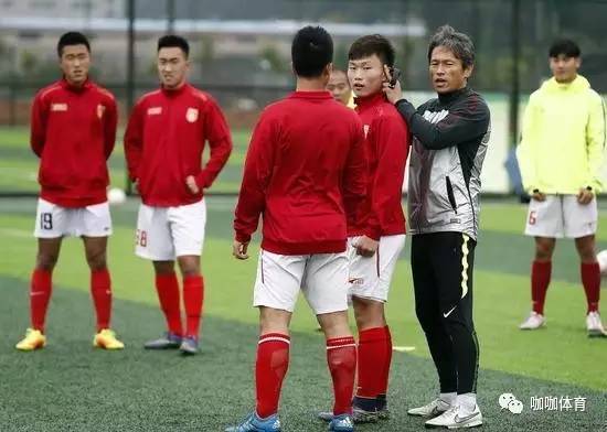 日本青训教练组团来中超，他们的秘籍是培养球员的人格